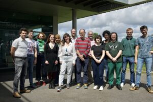 Photo d'équipe en 2024